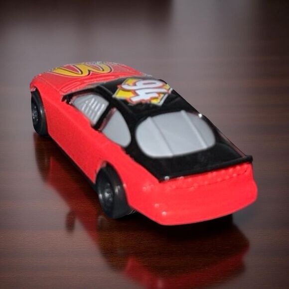 Vintage 1999 Hot Wheels China McDonald's Happy Meal Car #94 Red Diecast A35 - Picture 2 of 4